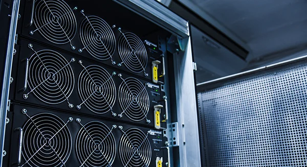 energy efficient cooling solutions for data centers